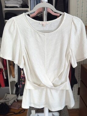 Twist-Front Flutter Sleeve Top
